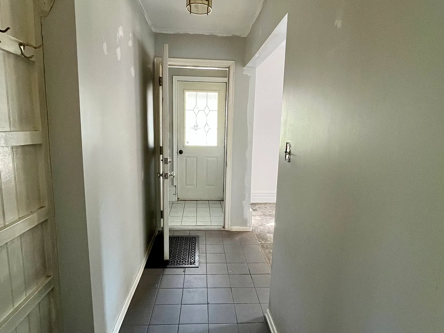 2 bed, 800 sqft, $1,500 — Photo 3