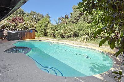 3rd image of 1600 Amherst Way