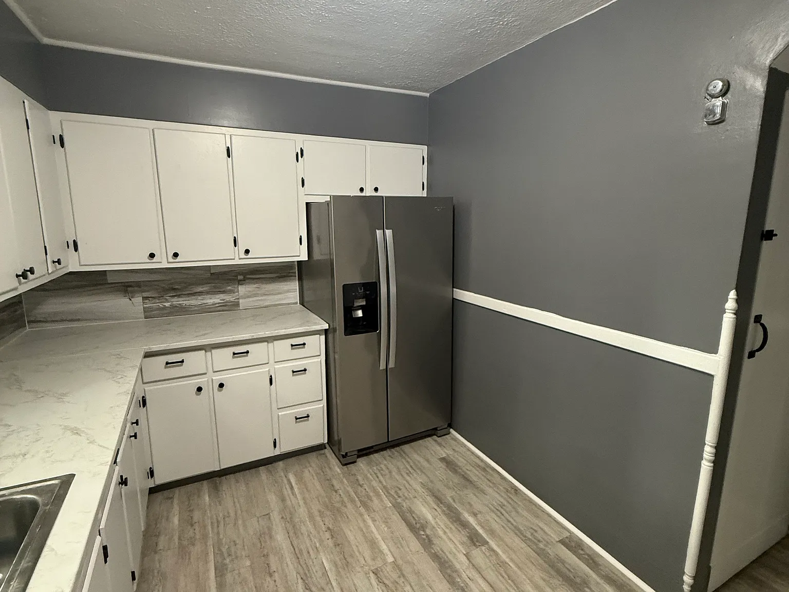 3 bed, 1100 sqft, $1,850 — Photo 3