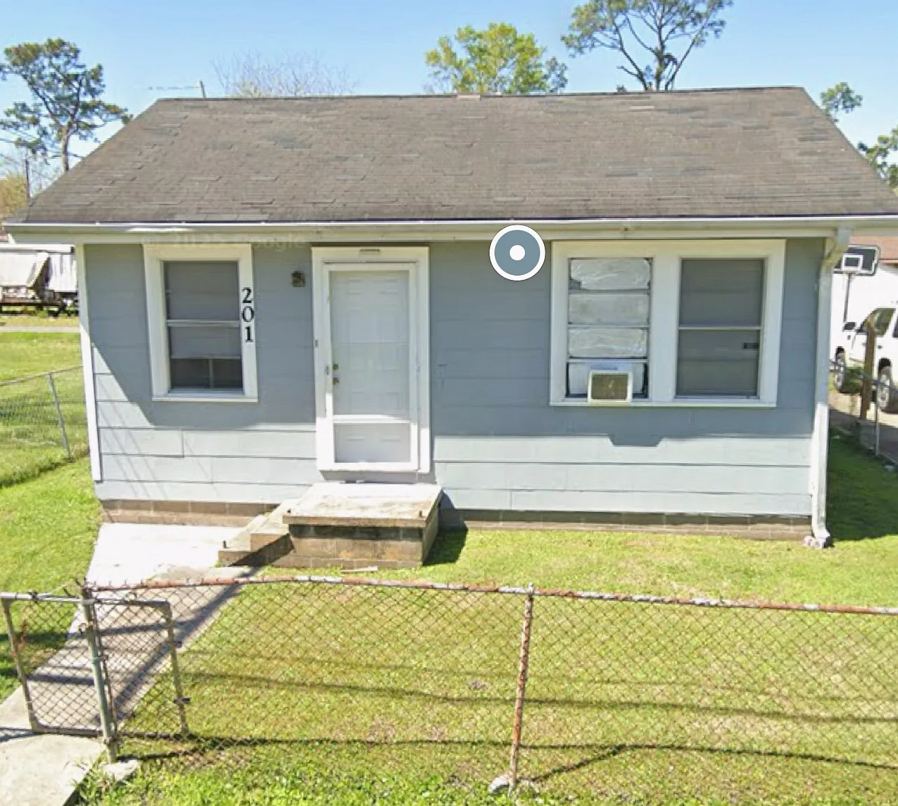 3 bed, 1095 sqft, $1,200 — Photo 1
