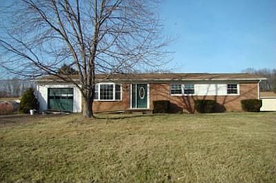 2nd image of 50 La Salle Dr