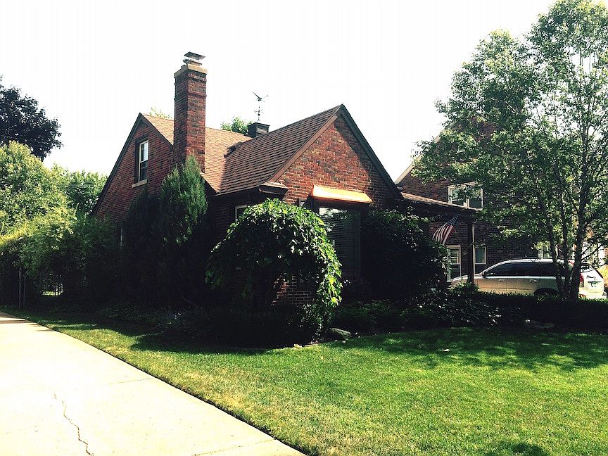 1st image of 1910 Lennon St