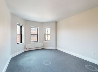 821 Beacon St #4, Boston, MA 02215