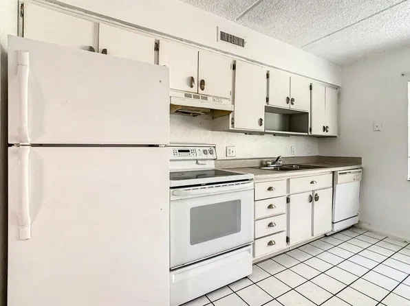 714 Michigan Ct APT 2, Saint Cloud, FL 34769