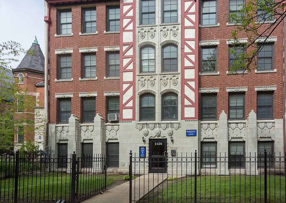 1st image of 2420 N Kedzie #902