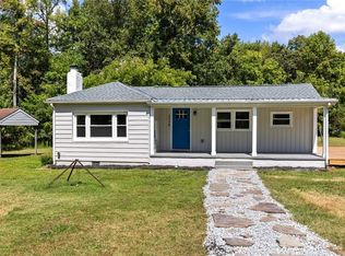 5738 Custis Millpond Rd, West Point, VA 23181