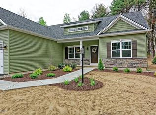 91 Devin Ct, Queensbury, NY 12804