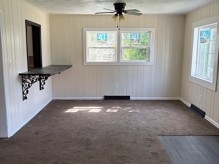 618 W Fairview Ave — Photo 7
