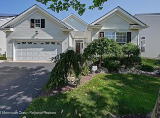 31 Hartack Rd, Manalapan, NJ 07726