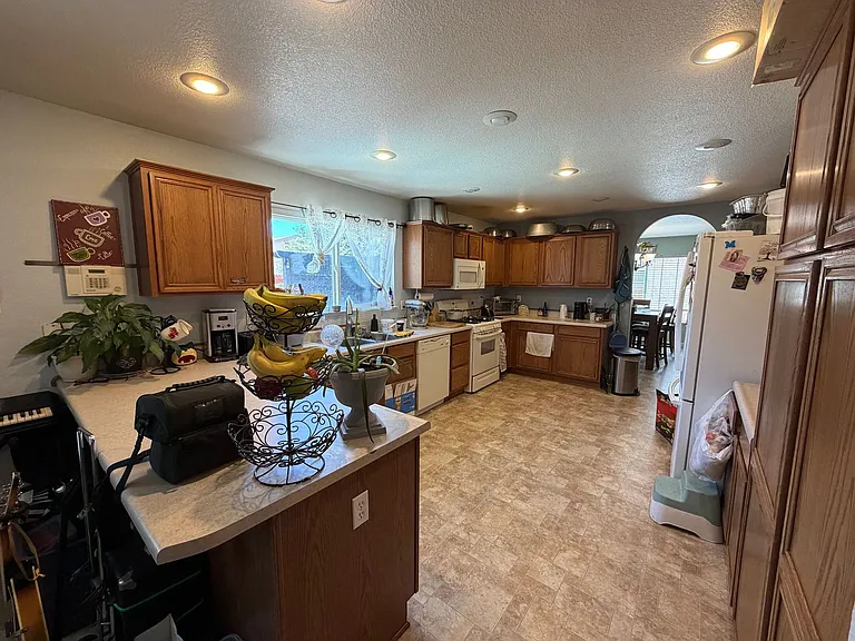 18210 Pin Oak Ct — Photo 8