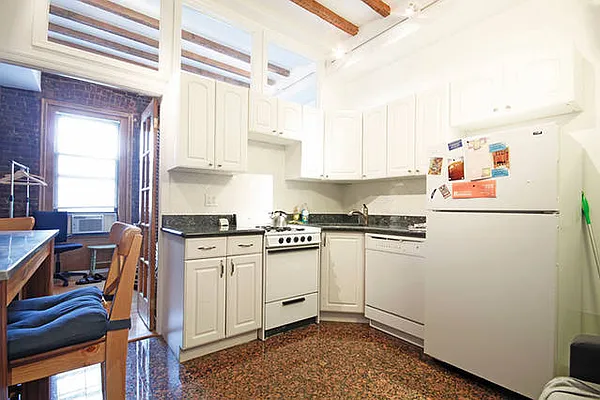 Rented by Adir Realty | media 19