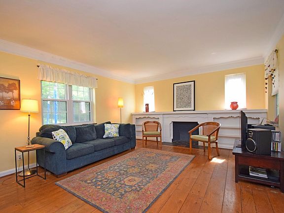 5th image of 556 McAlpin Ave