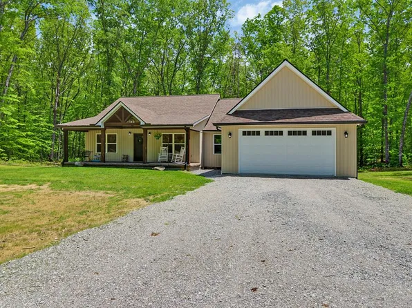 98 Paso Fino Trl, Jamestown, TN 38556