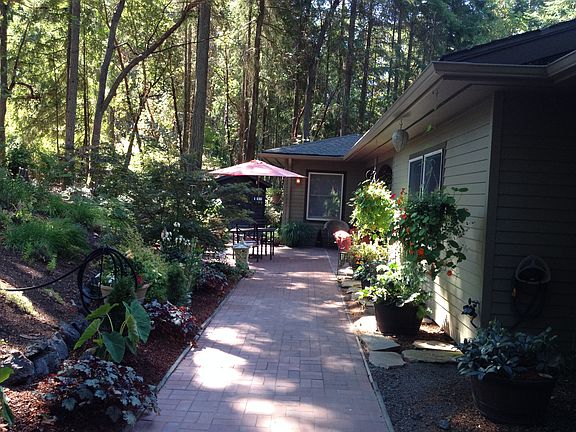3rd image of 3120 NE Crow Ct