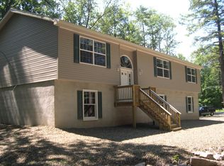3845 Applegate Rd, Lake Ariel, PA 18436
