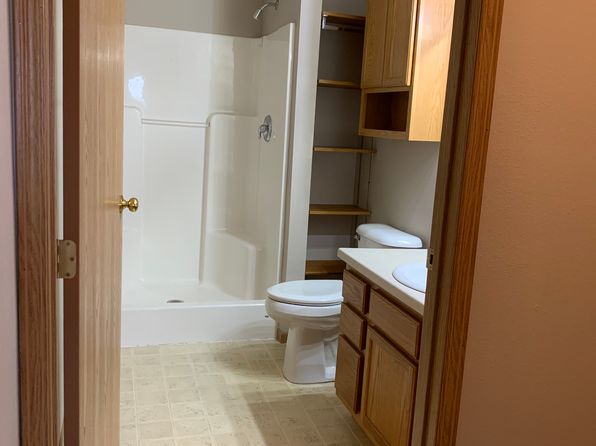 Eastview Apartments | 1009 3rd Ave NE, Dilworth, MN
