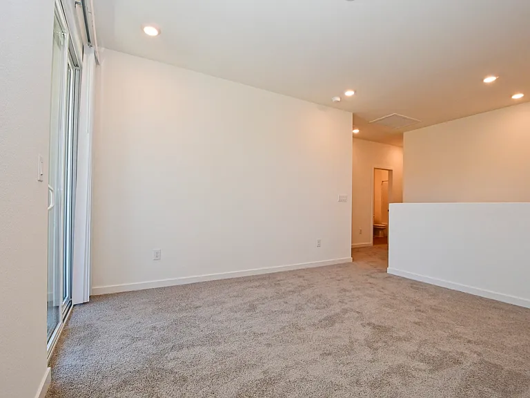1016 Middle Gate Rd — Photo 9