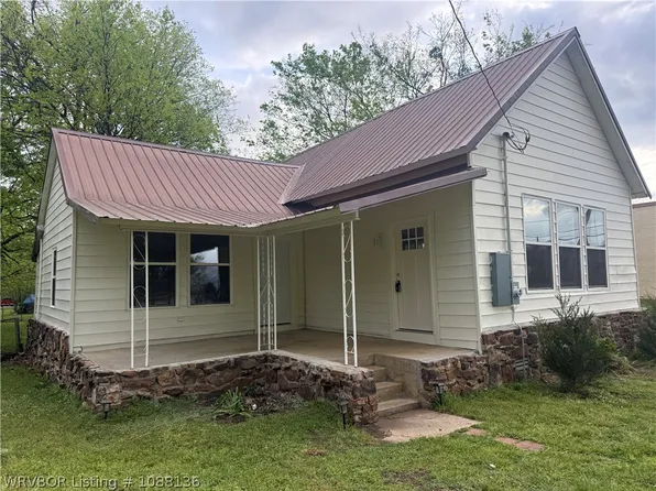 104 W Howard St, Mansfield, AR 72944