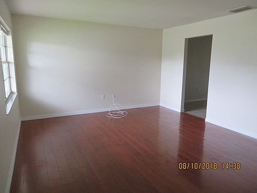 2nd image of 807 Depot St