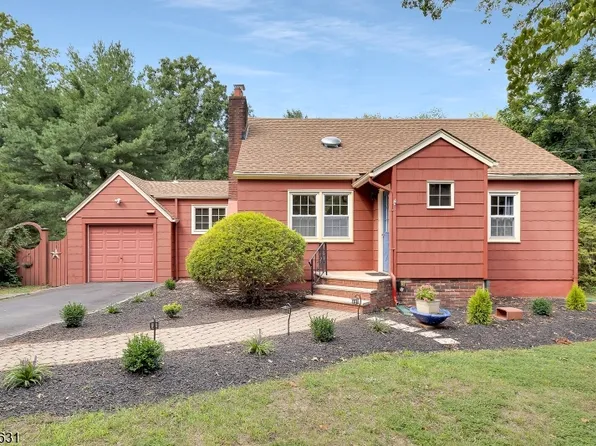 52 Midvale Ave, Long Hill Twp., NJ 07946