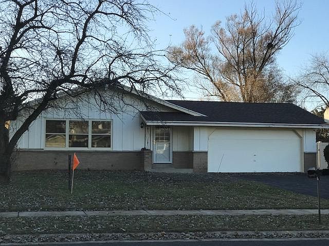 1st image of 1869 Thomas Dr