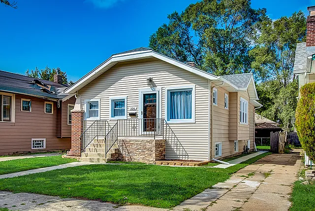 226 Ruth St photo 1