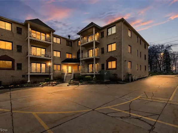 19510 Lorain Rd APT 201, Fairview Park, OH 44126