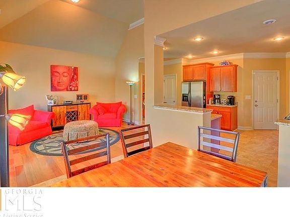 5th image of 5170 Calgary Dr