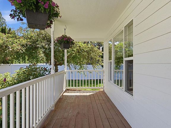 5th image of 4406 E Woodglen Rd