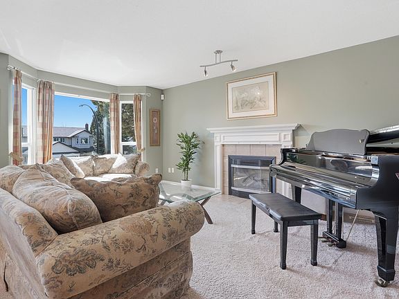 3rd image of 23429 Sandpiper Ave