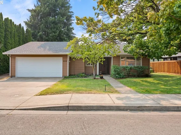 4154 5th St, Hubbard, OR 97032