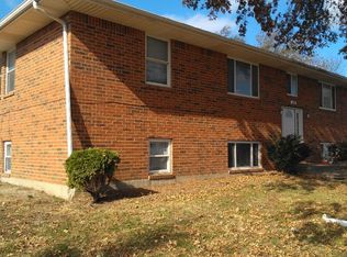 1014 E Lane St #A-B, La Monte, MO 65337