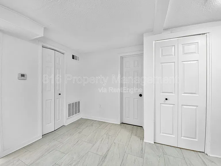 4802 Locust Ave — Photo 10