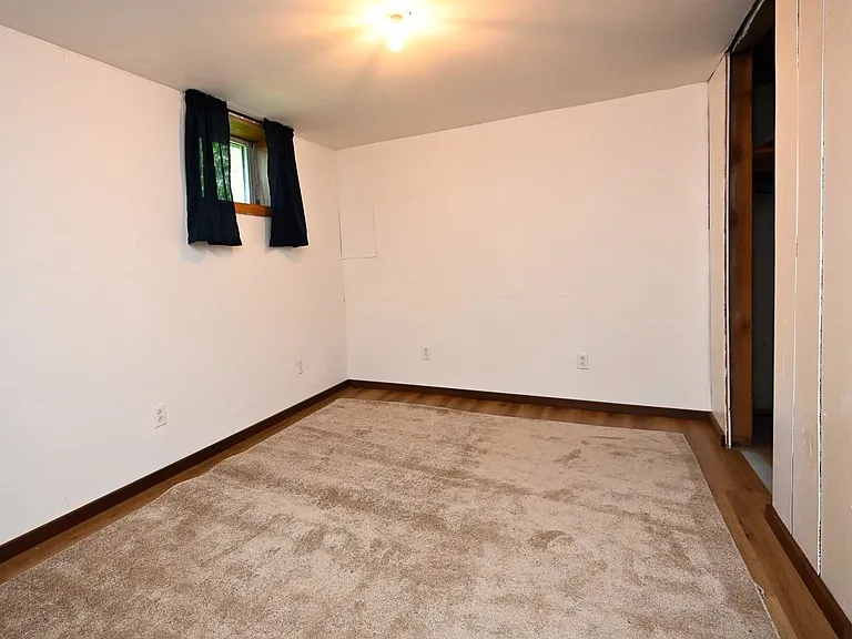 70 Ledge Farm Rd #B — Photo 7
