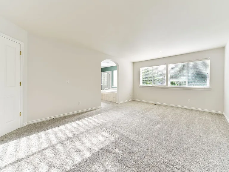 8428 NE 147th Pl — Photo 50