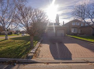 10 Braidwood Lake Rd, Brampton, ON L6Z1X5