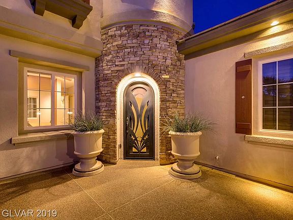 2nd image of 1376 Enchanted River Dr