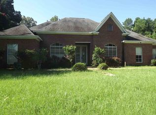 113 Maxwell Cv, Terry, MS 39170