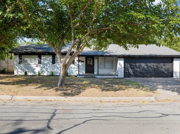 316 S Ables St, Granbury, TX 76048