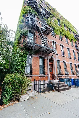 Rented by Avenues Real Estate | media 46