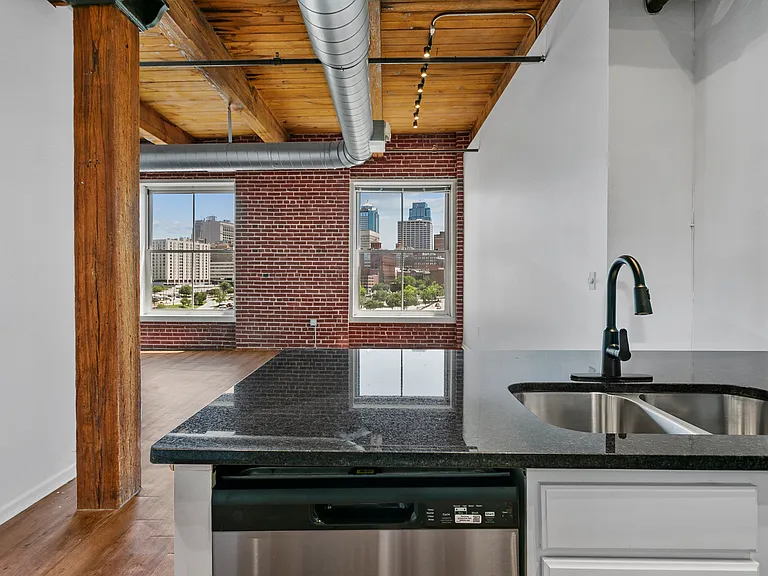 Richard & Conover - Kitchen