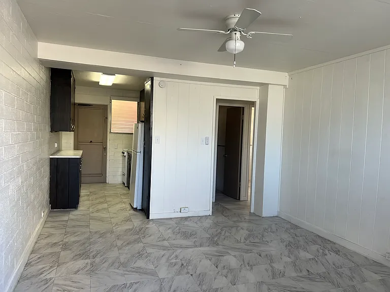 2824 Date St #3 — Photo 2