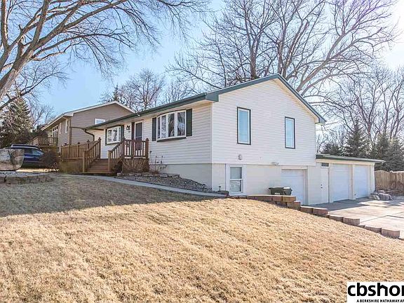4th image of 724 Dublin Dr