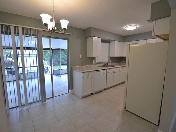 3rd image of 217 Agua Vista St