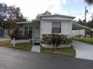 801 W Colonial Cir, Daytona Beach, FL 32117