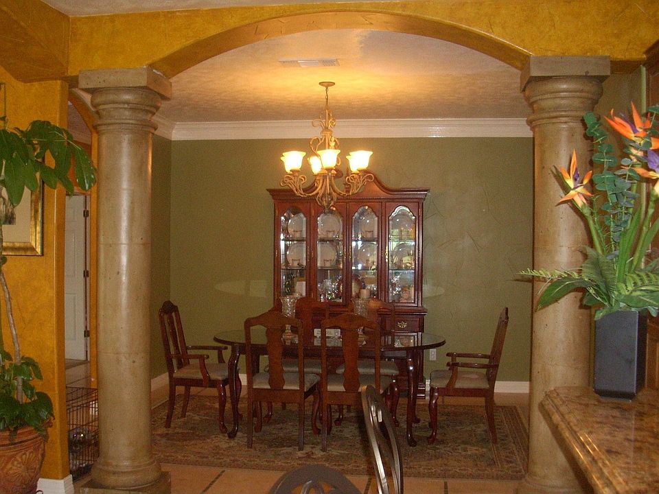 Beautiful Dining Area