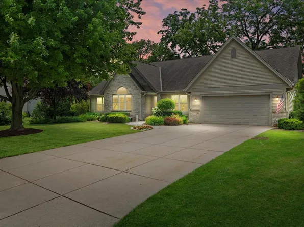 N73W22573 White Ash COURT, Sussex, WI 53089