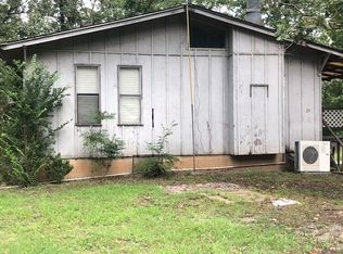 24 Mae Ln, Stuttgart, AR 72160