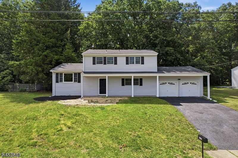 1st image of 334 Daniel St