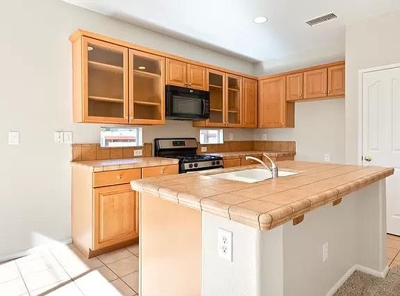 4th image of 3450 Lumley Ln